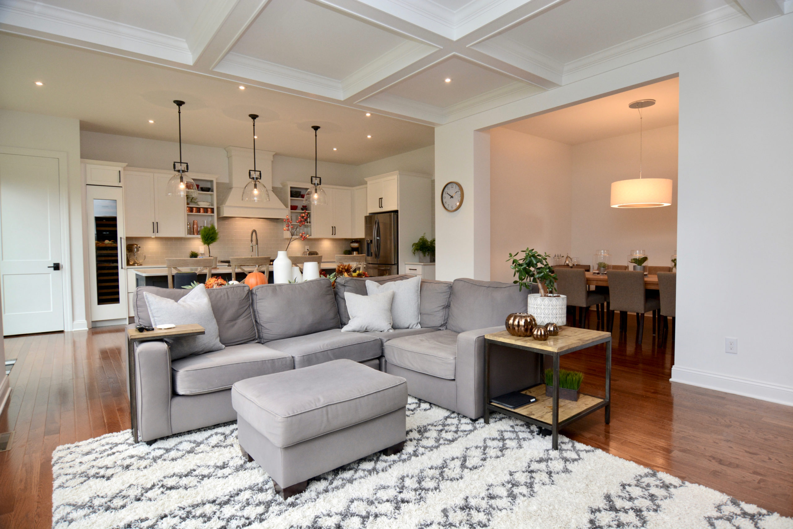 114 Creekside—living room